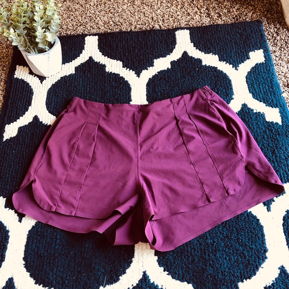 Lululemon pleated shorts